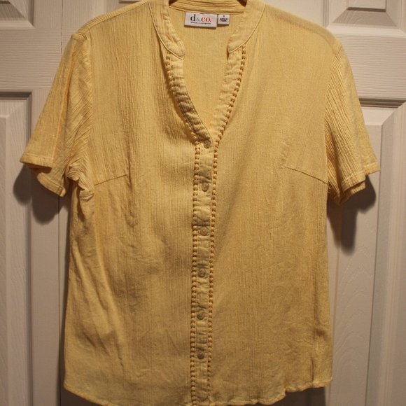 D&Co, gauze button blouse, size small - Picture 1 of 5